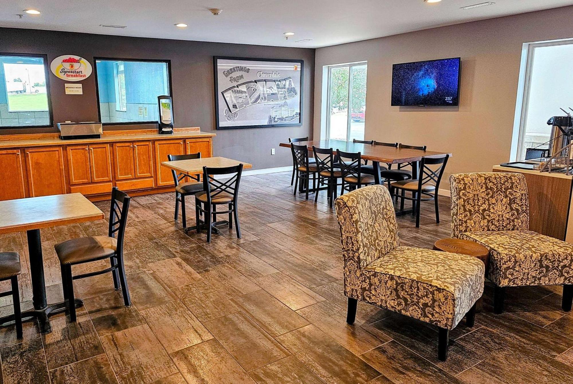 克罗沃代尔速8酒店 Cloverdale 外观 照片